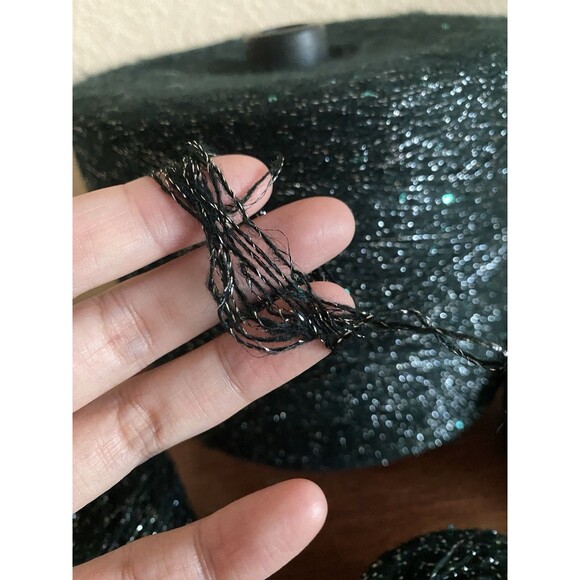 Fancy Soft 4 Skeins Dark Green Sequins Silver Glitter 200g Total #452 - Picture 2 of 4